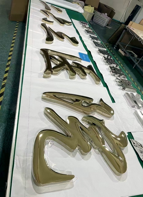 钛金球面字<br><h5>304不锈钢电镀钛金镜面</h5>